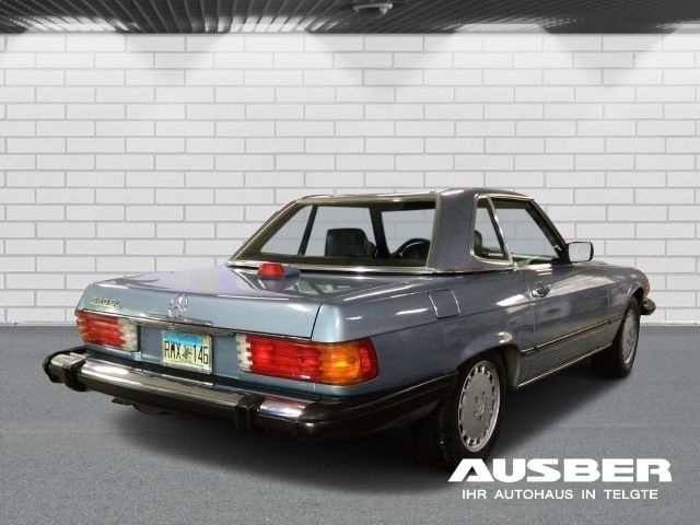 Gebraucht Mercedes 560 230 PS (169 kW) 1987 Blau Cabrio