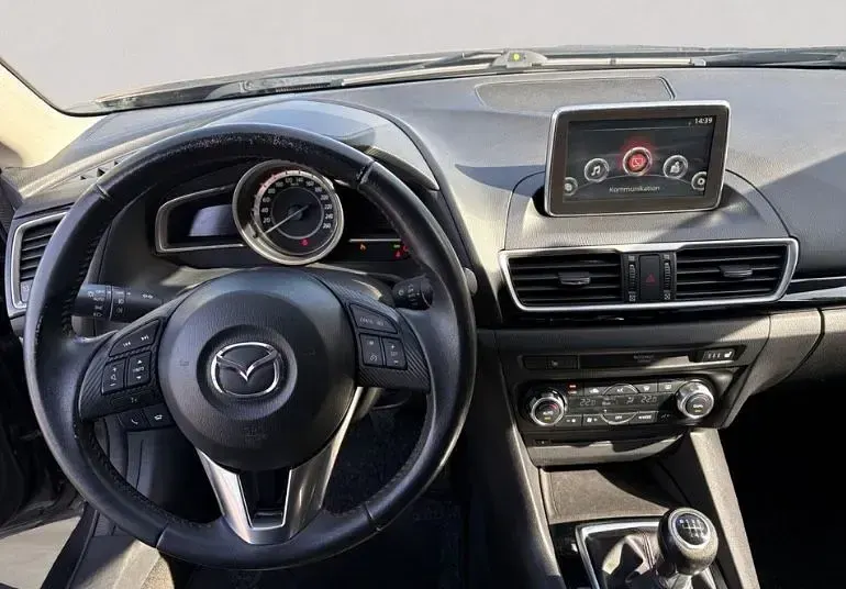 Gebraucht Mazda 3 Nakama 150 PS (110 kW) 2016 Grau Limousine