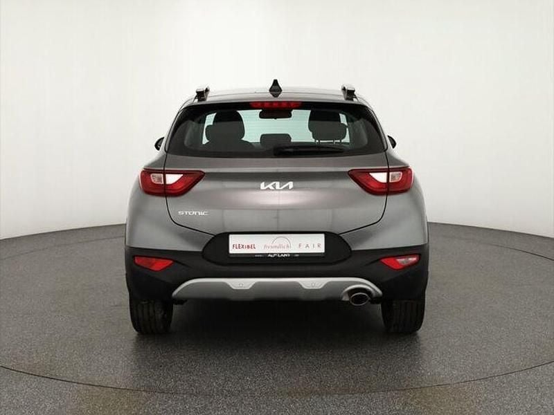 Neu Kia Stonic 101 PS (74 kW) 2025 Grau SUV