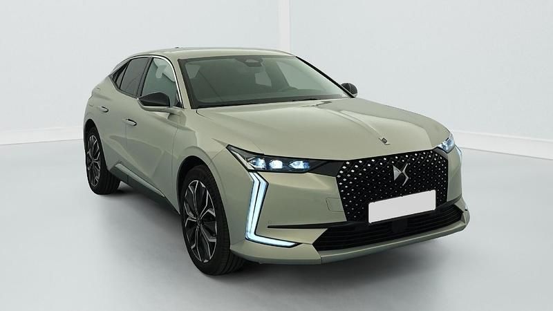 Gebraucht DS Automobiles DS4 131 PS (96 kW) 2024 Cristal pearl SUV