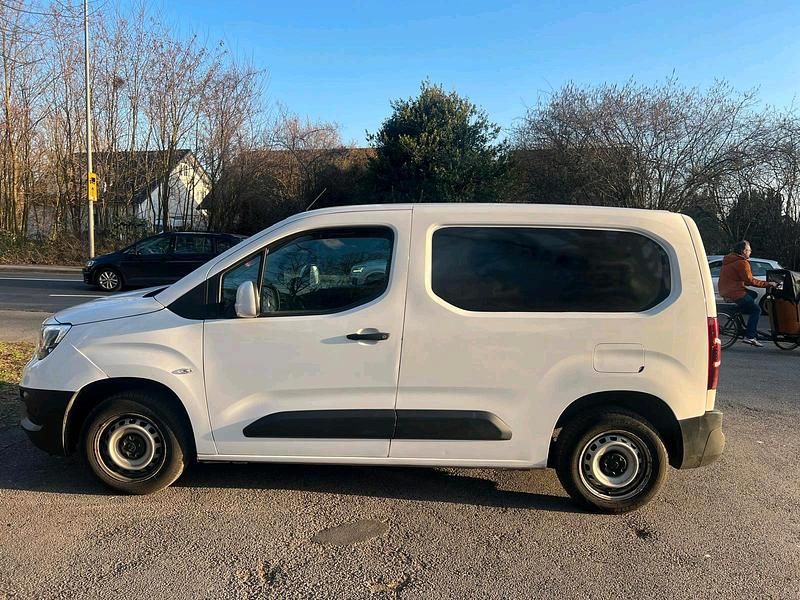 Gebraucht Opel Combo 2021 Weiß Van / Kleinbus
