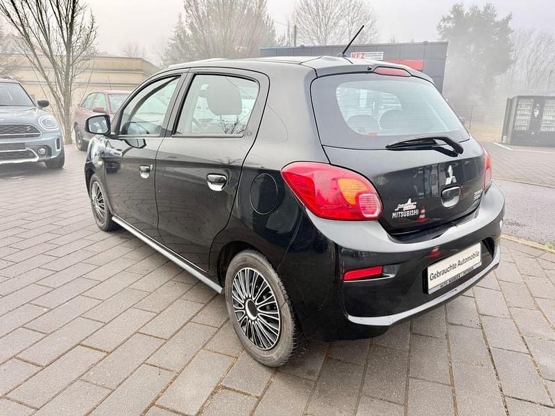 Gebraucht Mitsubishi Space Star Edition 71 PS (52 kW) 2017 Schwarz Kleinwagen