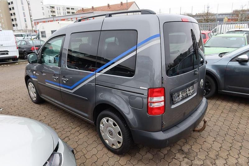 Gebraucht VW Caddy Trendline 140 PS (102 kW) 2015 Grau Van / Kleinbus
