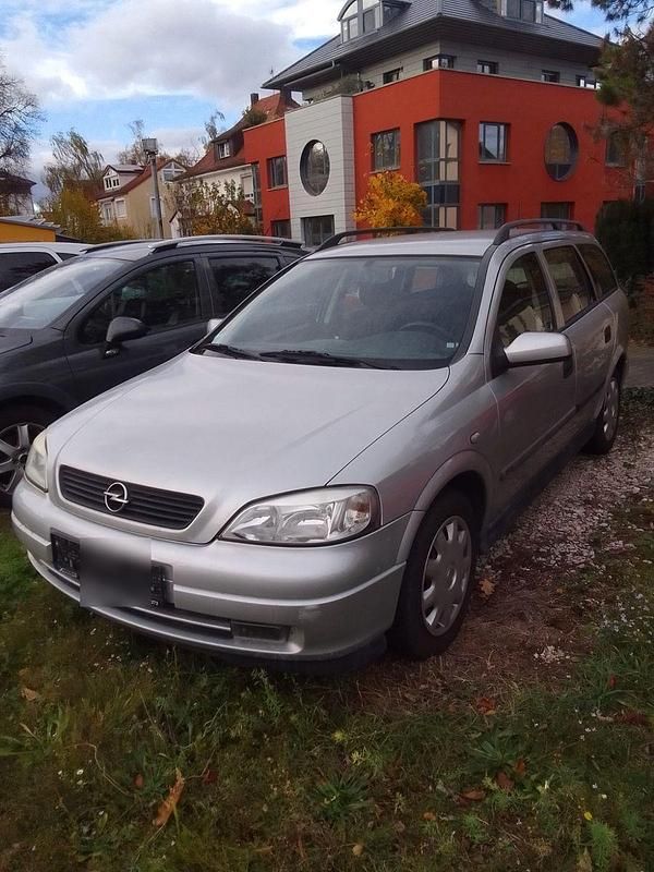 Grau Gebraucht 2000 Opel Astra Kombi | 1.950 € (Fairer Preis) - Bild 1/4