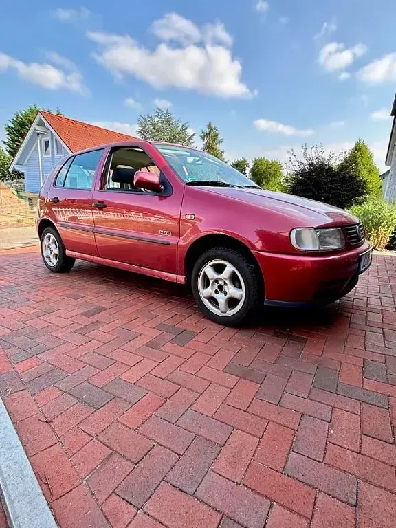 Gebraucht VW Polo 60 PS (44 kW) 1997 Rot Limousine