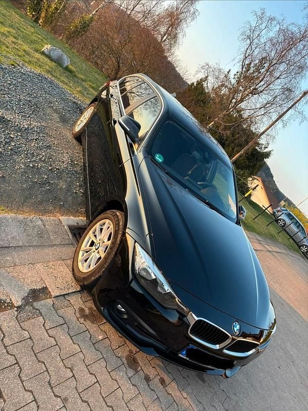 Gebraucht BMW 318 Advantage 150 PS (110 kW) 2017 Schwarz Kombi