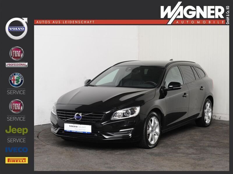 Schwarz Gebraucht 2017 Volvo V60 Kombi | 13.550 € (Teuer) - Bild 1/4