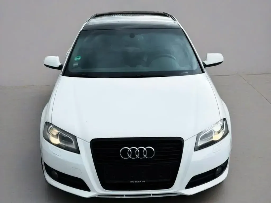 Gebraucht Audi A3 S-Line 140 PS (102 kW) 2011 Weiß Kleinwagen