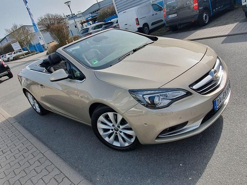 Gebraucht Opel Cascada Innovation 170 PS (125 kW) 2013 Beige Cabrio