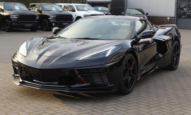 Neu Corvette C8 481 PS (353 kW) 2025 Schwarz Cabrio