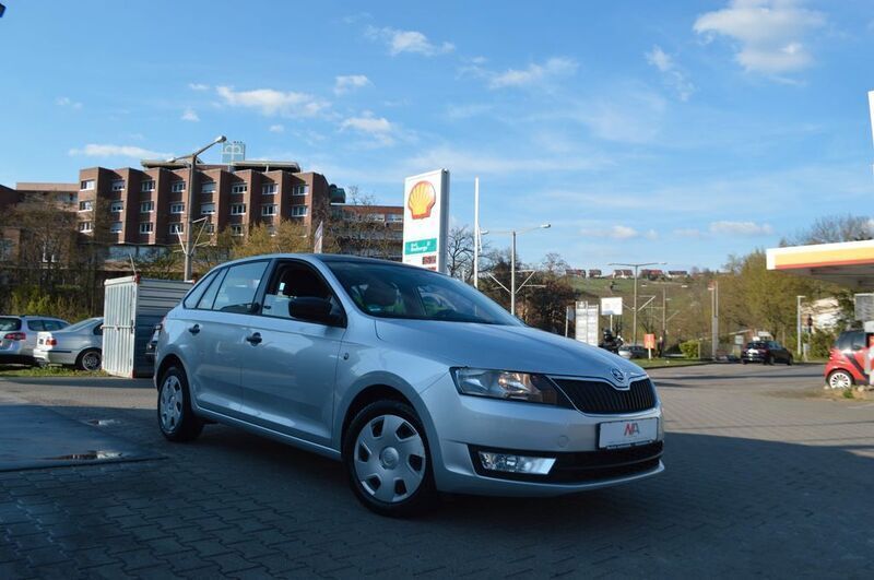 Silber Gebraucht 2015 Skoda Rapid Cool Edition Limousine | 6.300 € (Fairer Preis) - Bild 1/4