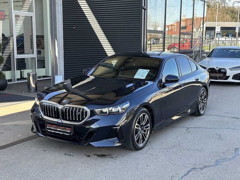 Schwarz Gebraucht 2024 BMW i5 Performance Limousine | 57.990 € (Guter Preis) - Bild 1/4