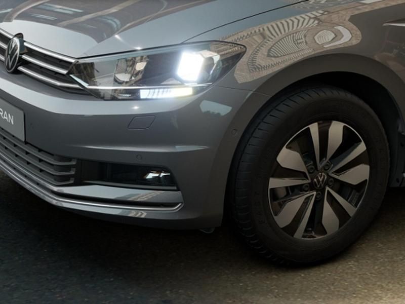 Gebraucht VW Touran S 122 PS (89 kW) 2024 Van / Kleinbus