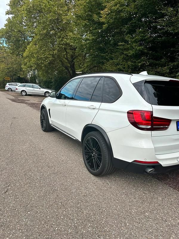 Gebraucht BMW X5 Shadowline 258 PS (189 kW) 2014 Weiß SUV