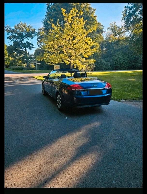 Gebraucht Ford Focus Cabriolet 145 PS (106 kW) 2008 Blau Cabrio