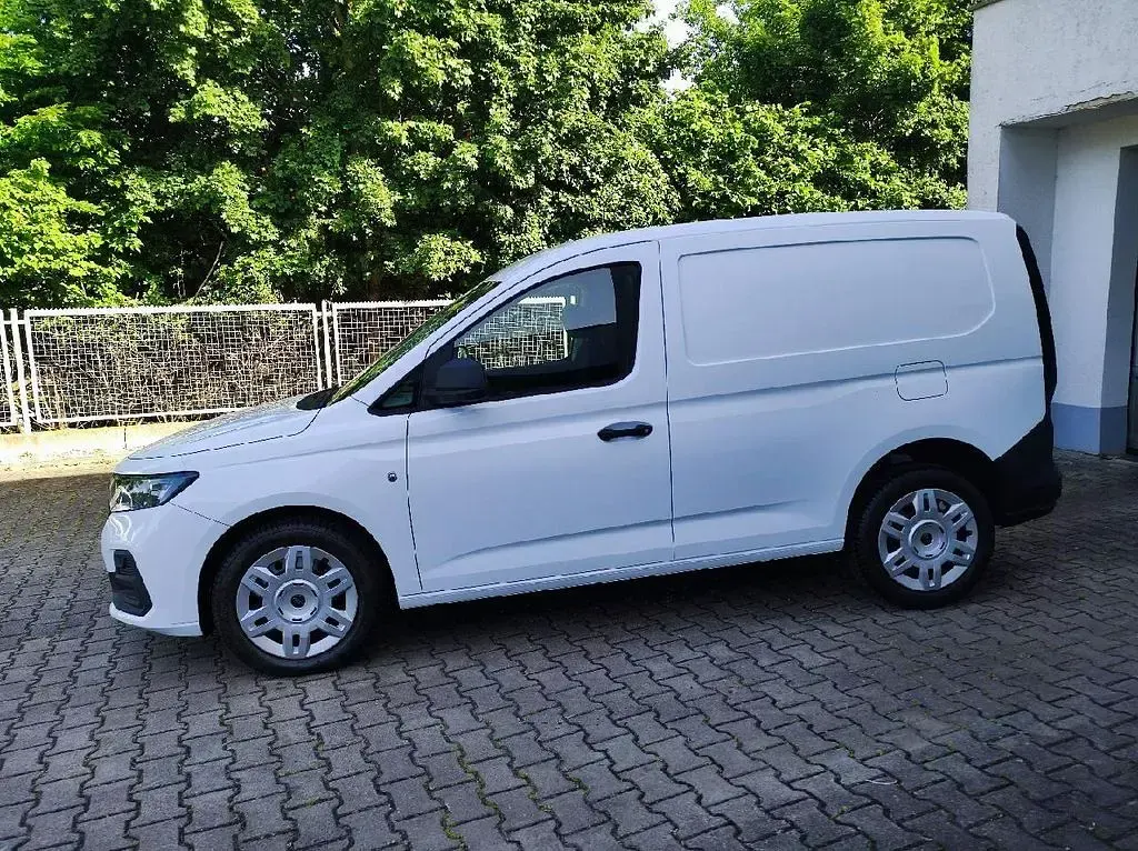 Neu Ford Transit Connect Trend 102 PS (75 kW) 2026 Weiß Van / Kleinbus