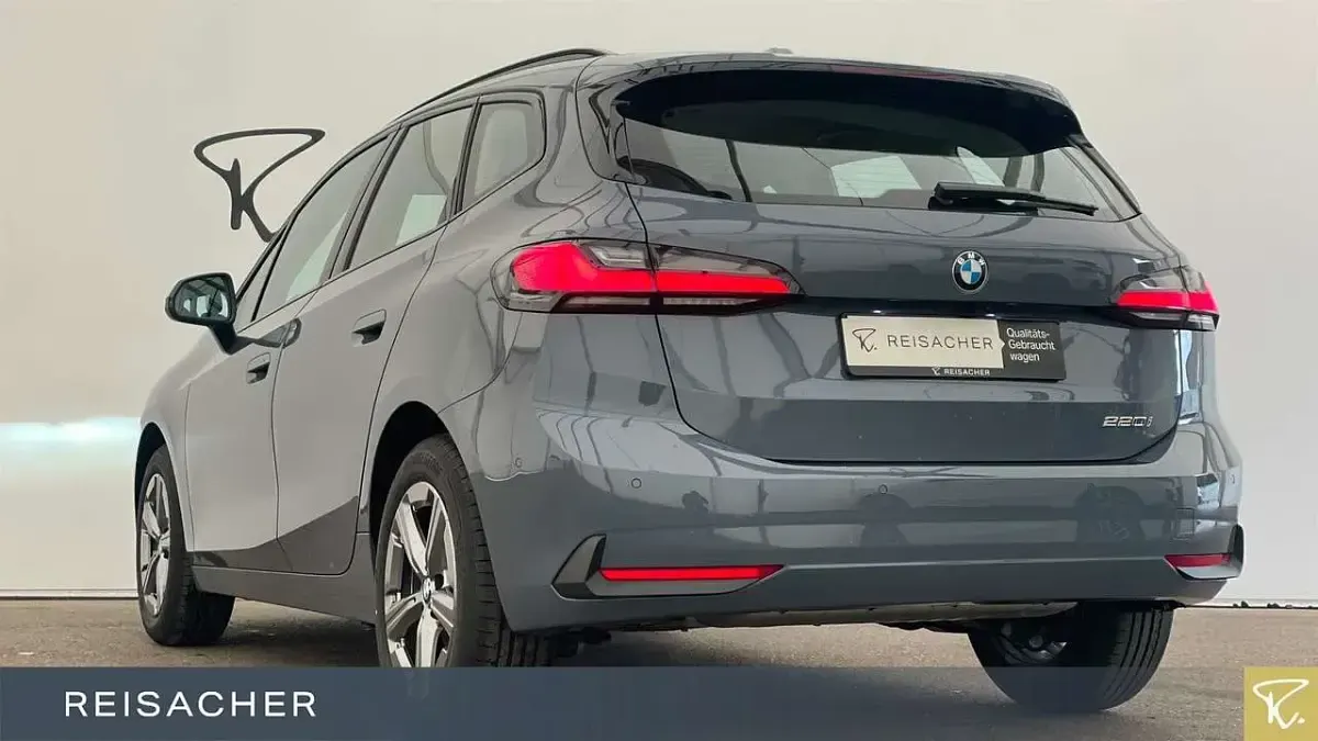 Gebraucht BMW 220 Active Tourer 170 PS (125 kW) 2026 Bmw individual storm gray meta Van / Kleinbus