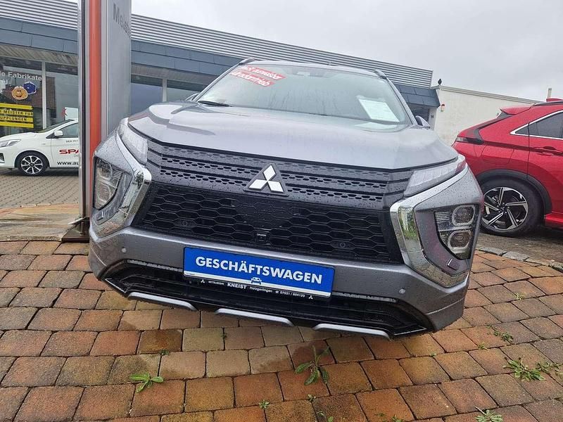 Gebraucht Mitsubishi Eclipse Cross Plus 98 PS (72 kW) 2022 Platinum grau SUV