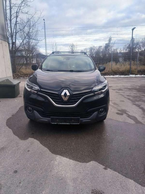 Gebraucht Renault Kadjar Bose Edition 131 PS (96 kW) 2015 Schwarz SUV