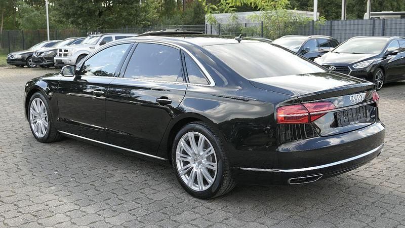Gebraucht Audi A8L Ambiente 435 PS (319 kW) 2018 Schwarz Limousine