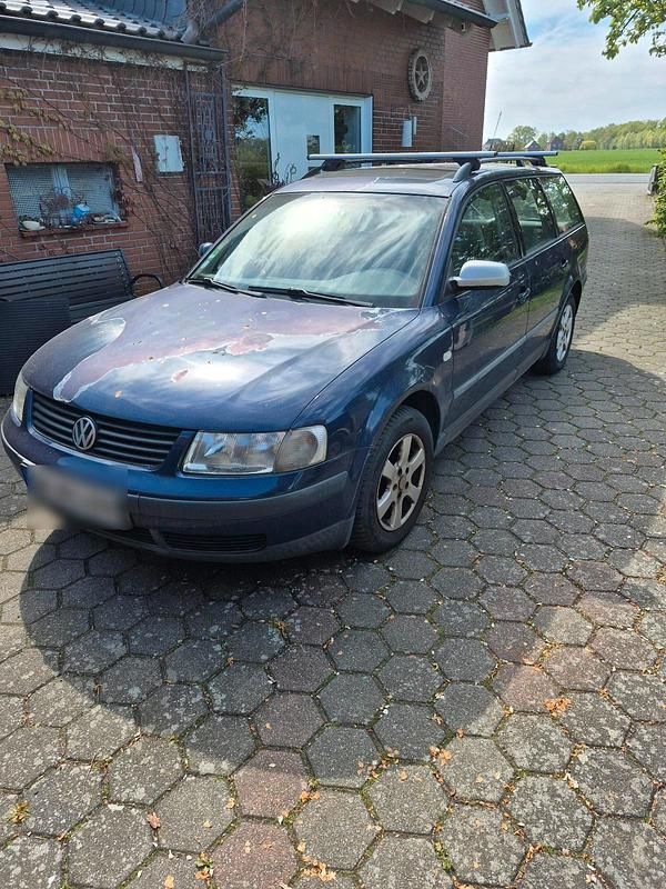 Second-hand VW Passat 100 CP (73 kW) 2000 Albastru Break