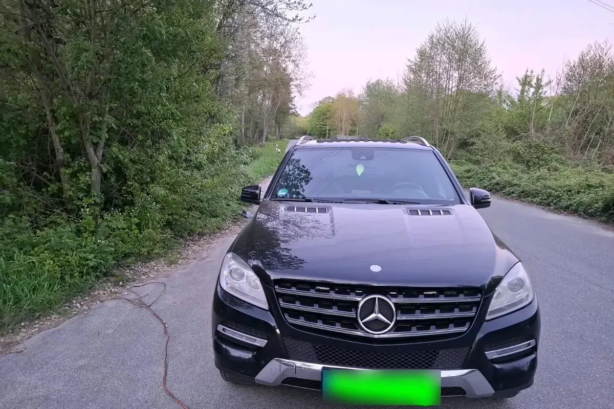 Second-hand Mercedes ML250 2014 Negru SUV