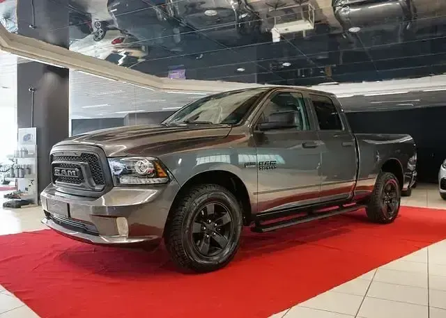 Occasion Dodge Ram 401 ch (294 kW) 2017 Gris Pick-up