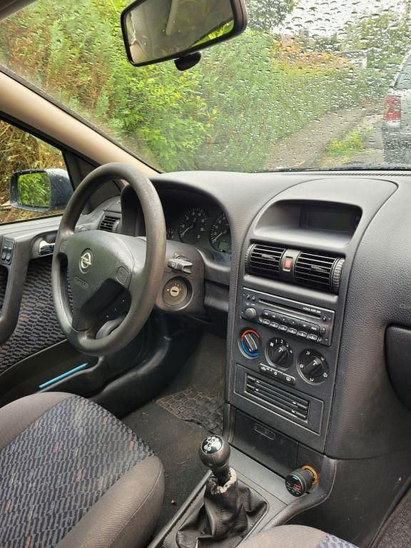 Blau Gebraucht 2002 Opel Astra Kombi | 1.400 € (Fairer Preis) - Bild 1/4