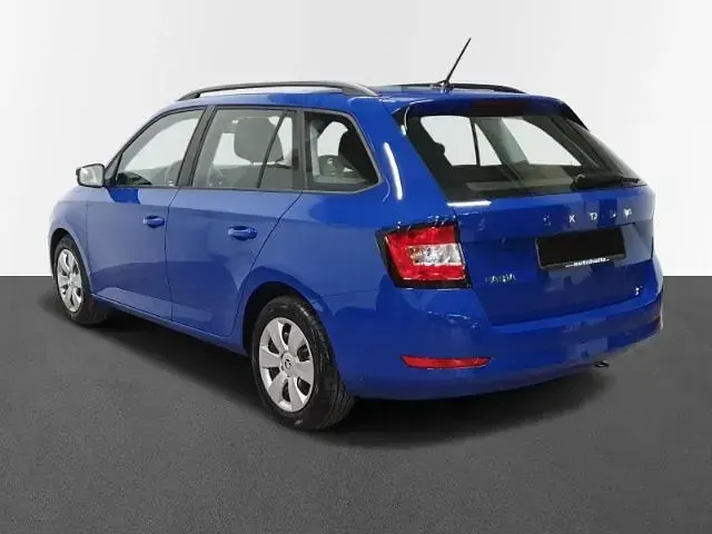 Gebraucht Skoda Fabia Ambition 95 PS (69 kW) 2022 Energyblau Kleinwagen