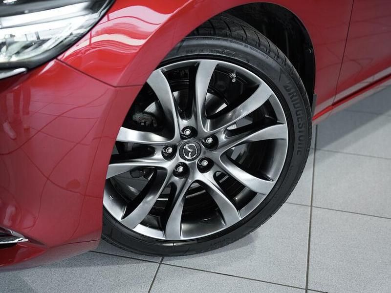 Gebraucht Mazda 6 Exclusive-Line 195 PS (143 kW) 2019 Rot Limousine