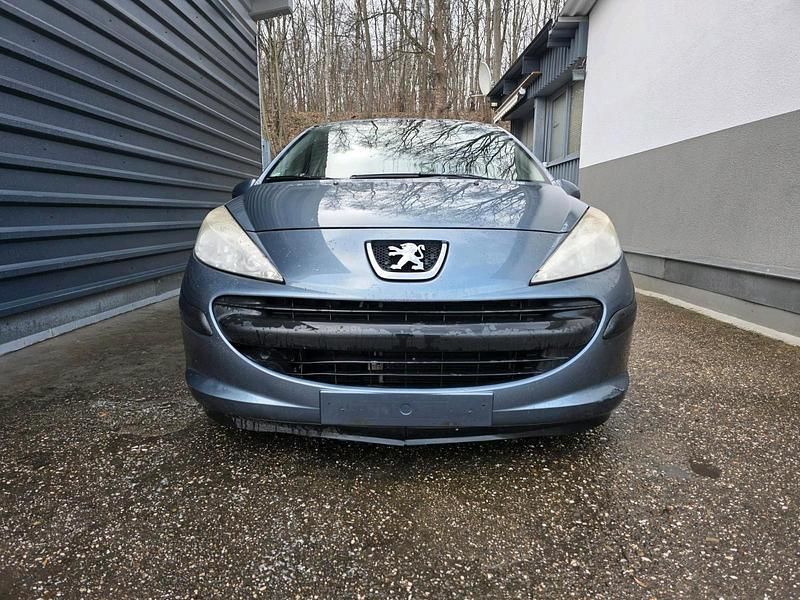 Grau Gebraucht 2007 Peugeot 207 Kleinwagen | 1.400 € (Guter Preis) - Bild 1/4