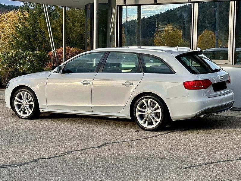 Weiß Gebraucht 2010 Audi S4 Sport Kombi | 11.500 € (Guter Preis) - Bild 1/4