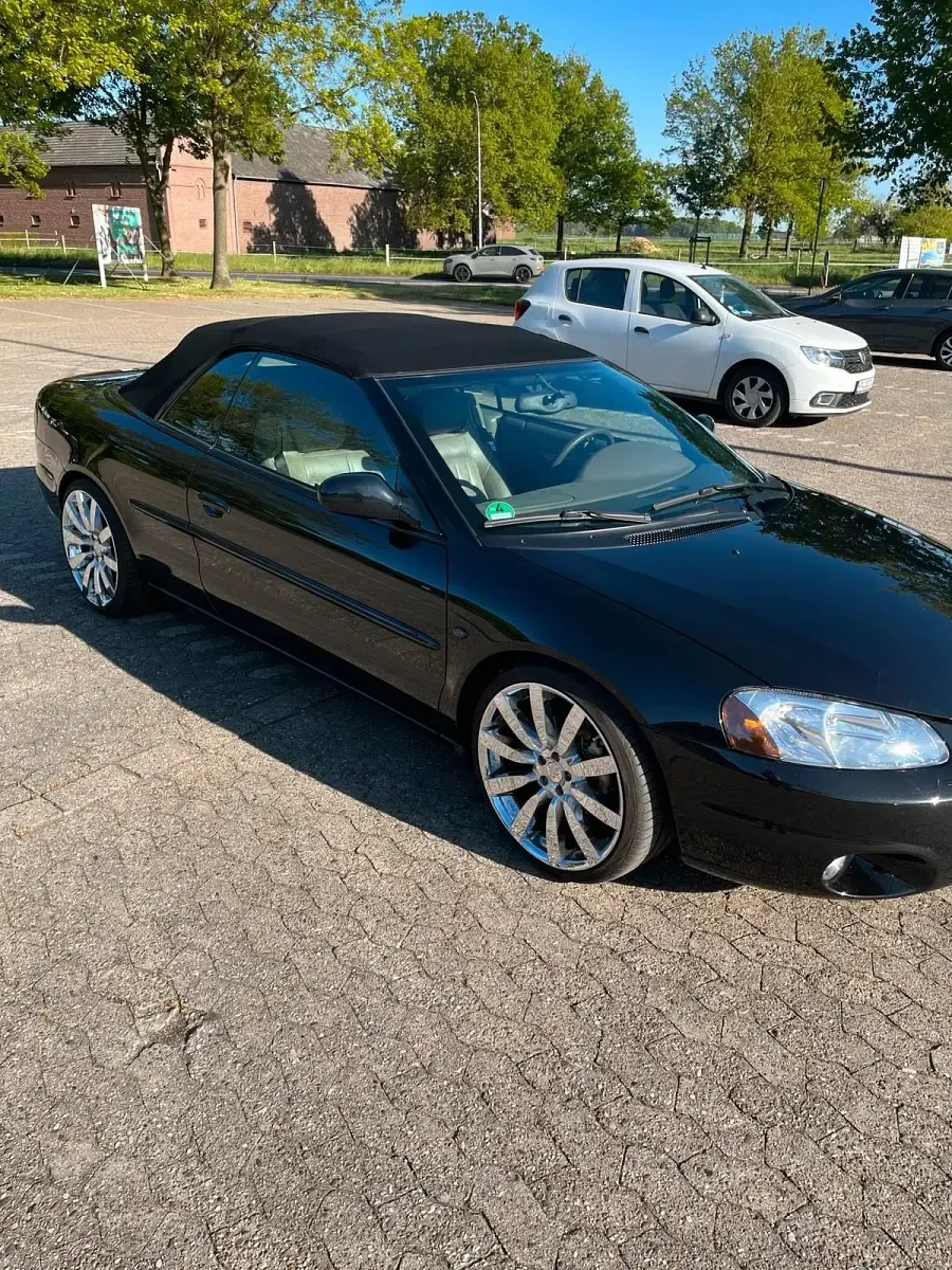 Używany Chrysler Sebring Cabriolet 204 KM (150 kW) 2003 Czarny Kabriolet