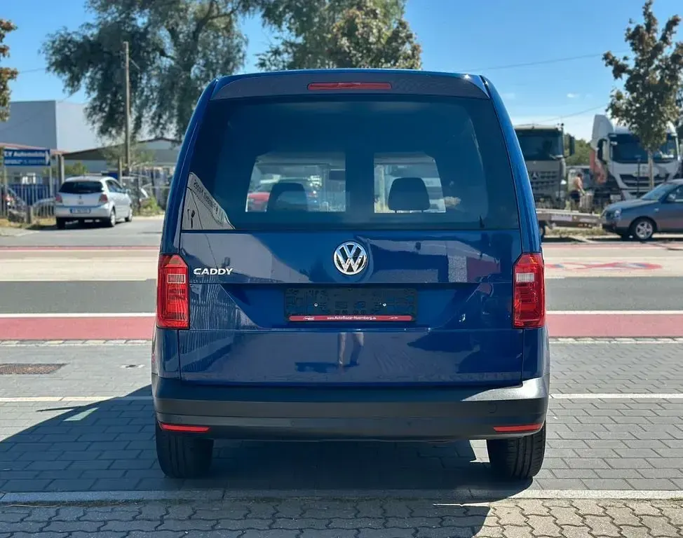 Gebraucht VW Caddy 102 PS (75 kW) 2019 Blau Van / Kleinbus