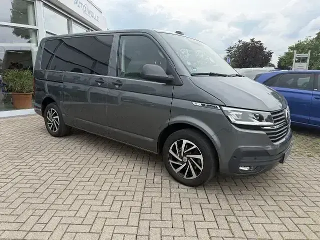 Gebraucht VW Multivan 150 PS (110 kW) 2021 Grau Van / Kleinbus