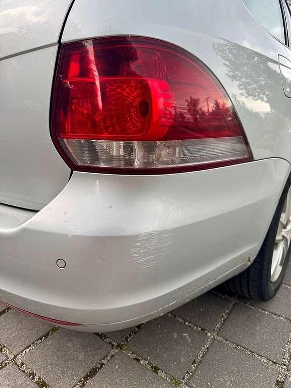 Gebraucht VW Golf VI Comfortline 122 PS (89 kW) 2010 Silber Kleinwagen