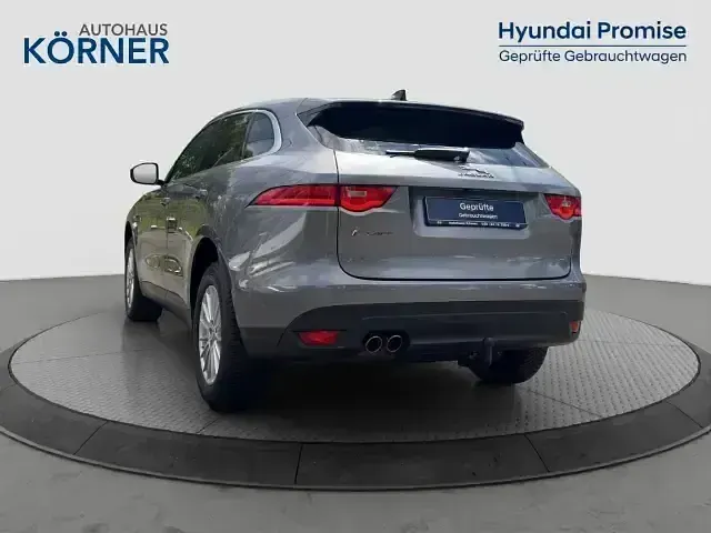 Gebraucht Jaguar F-Pace Prestige 179 PS (131 kW) 2020 Silber SUV