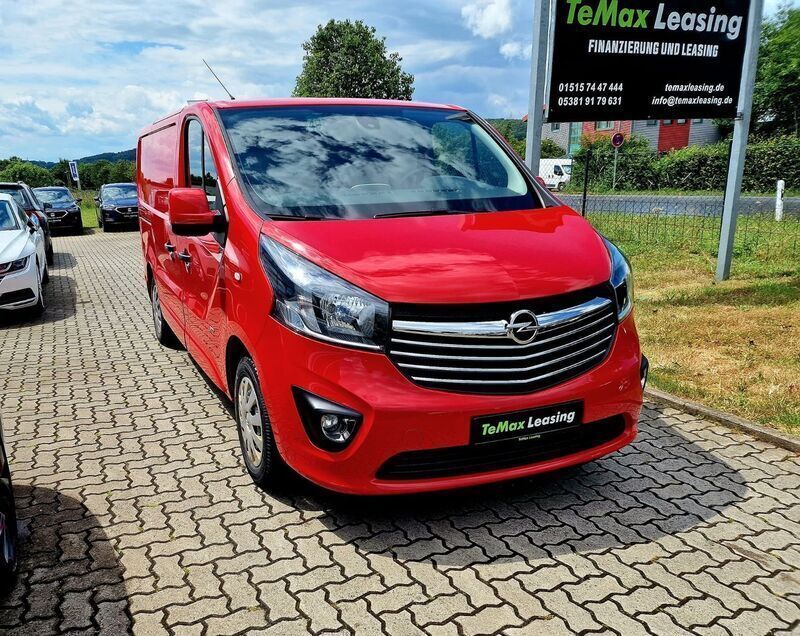 Rot Gebraucht 2014 Opel Vivaro Van | 13.999 € - Bild 1/3