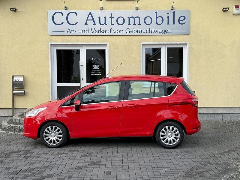 Gebraucht Ford B-MAX Titanium 105 PS (77 kW) 2013 Rot Van / Kleinbus