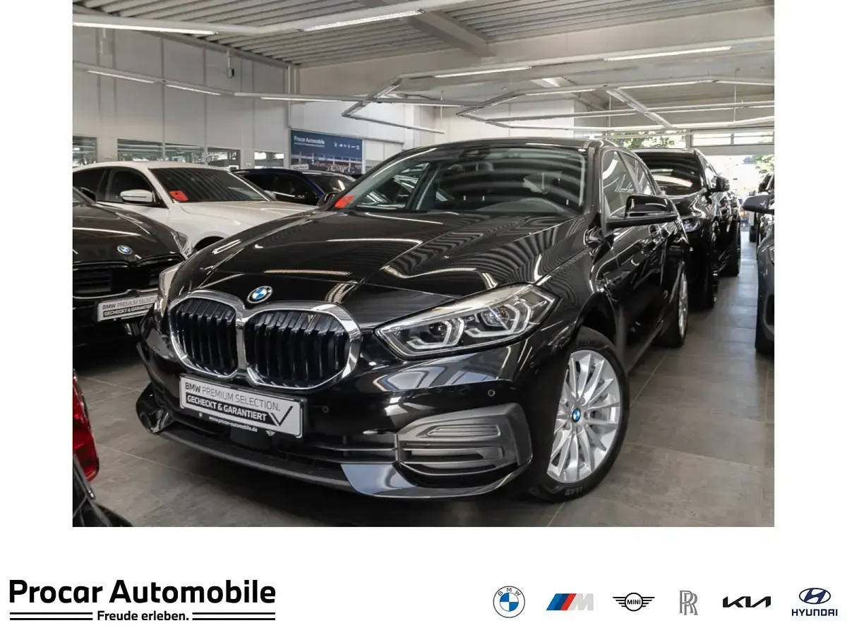 Gebraucht BMW 118 Advantage 136 PS (100 kW) 2023 Limousine