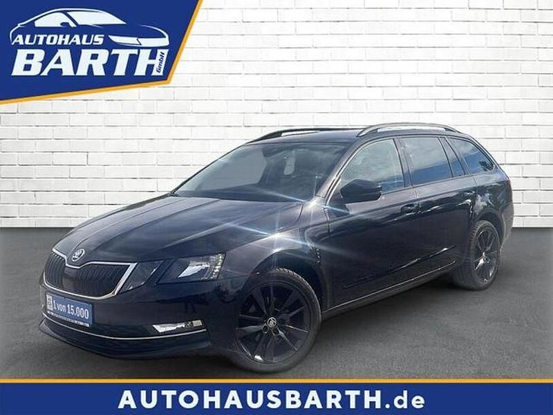 Schwarzmagic perleffekt (metallic) Gebraucht 2019 Skoda Octavia Kombi | 15.790 € (Fairer Preis) - Bild 1/4