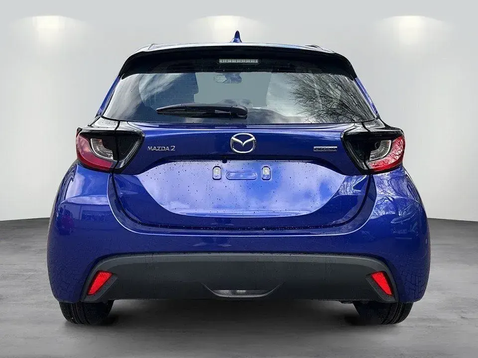 Neu Mazda 2 Center-Line 116 PS (85 kW) 2026 Lead grey Kleinwagen