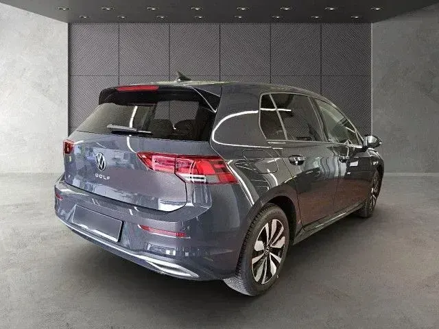 Gebraucht VW Golf VIII Move 110 PS (80 kW) 2024 Uranograu Limousine