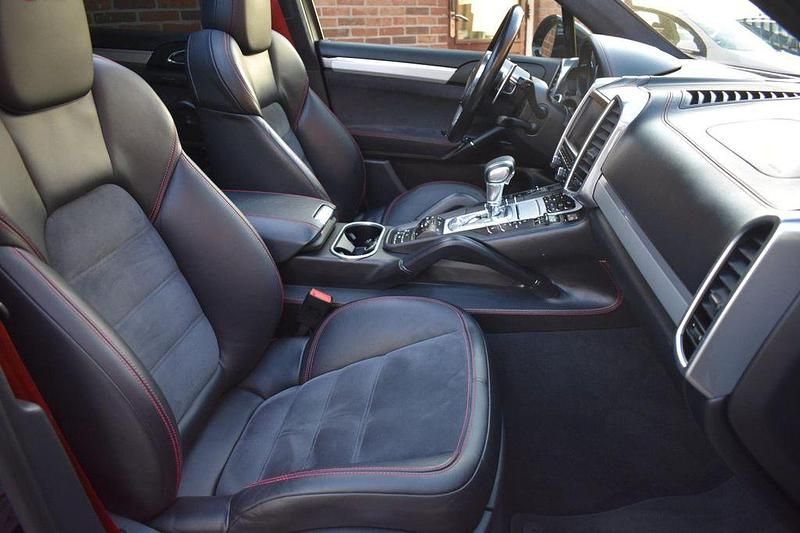 Gebraucht Porsche Cayenne 420 PS (308 kW) 2014 Schwarz SUV