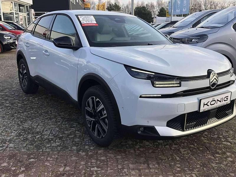 Gebraucht Citroën C4 131 PS (96 kW) 2025 Okenit weiss metallic lackieru Limousine