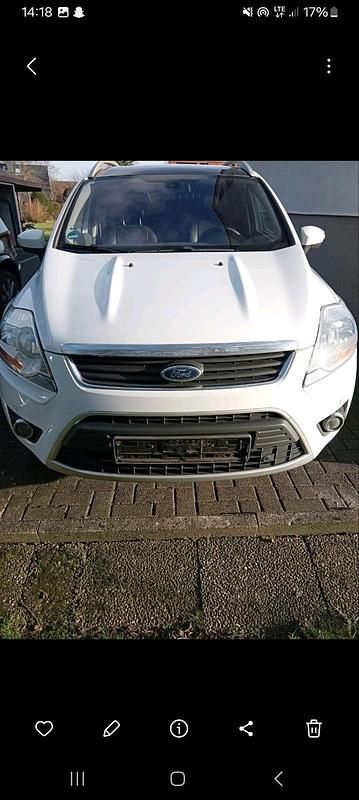 Gebraucht Ford Kuga 140 PS (102 kW) 2011 Weiß SUV