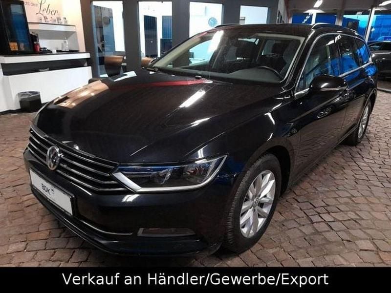 Gebraucht VW Passat Comfortline 150 PS (110 kW) 2017 Schwarz Kombi