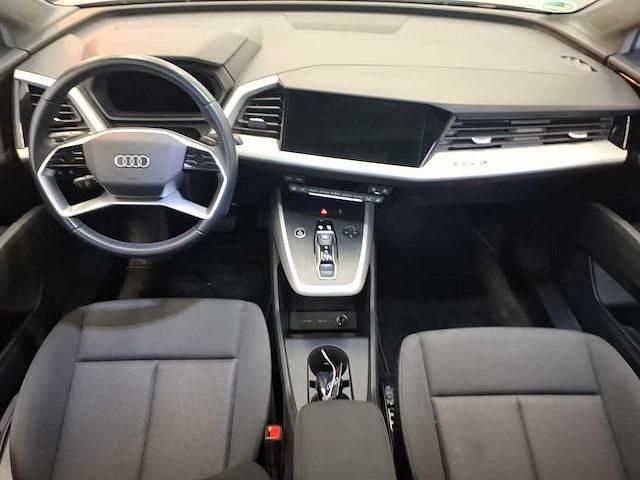 Gebraucht Audi Q4 e-tron Advanced 150 kW (204 PS) 2023 Florettsilber metallic SUV