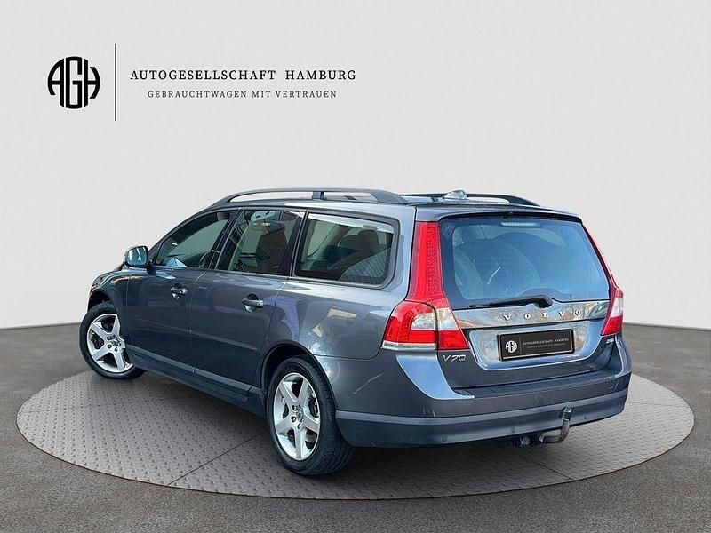 Gebraucht Volvo V70 136 PS (100 kW) 2009 Grau Kombi