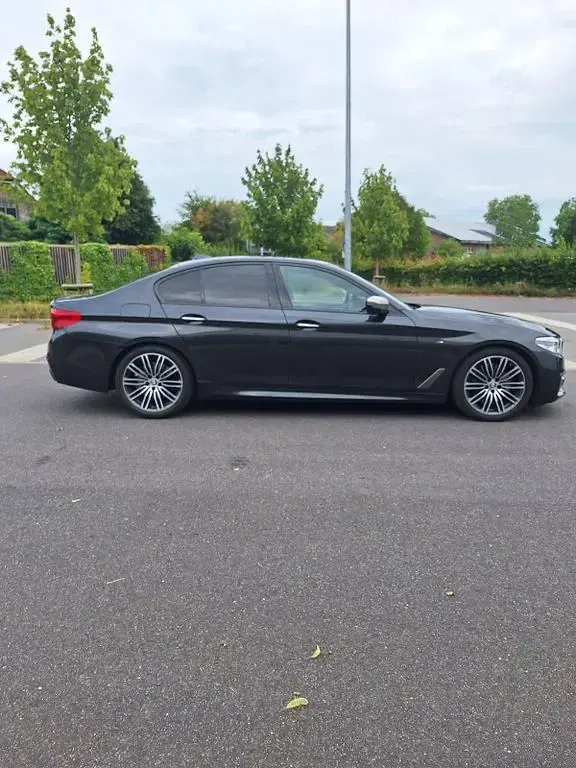 Gebraucht BMW M550 Sport Line 462 PS (339 kW) 2018 Grau Limousine